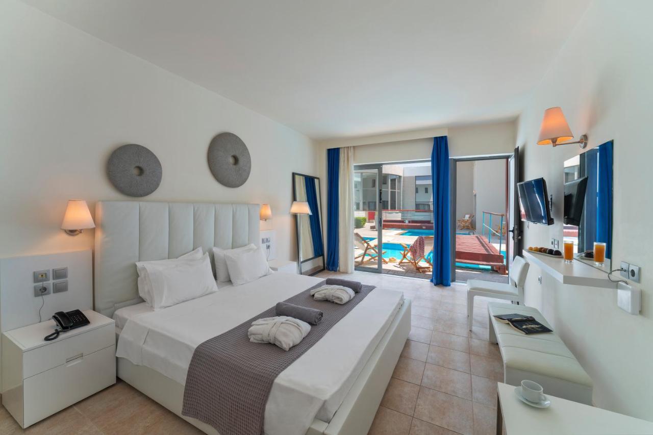 Senses Ocean Blue Sea Side Complex