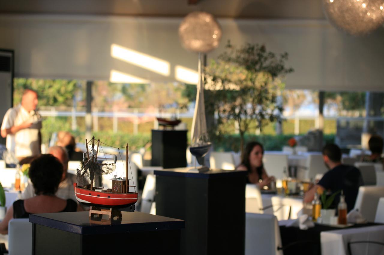 Senses Ocean Blue Sea Side Feriested 4*